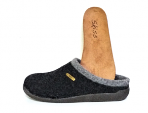 Pantoffel van Skiss in antracietgrijze textiel, uitneembaar voetbed, zeer comfortabel - €50.00